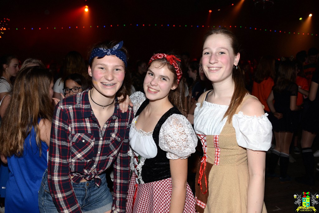 ../Images/Jeugddisco Wereldbal 110.jpg